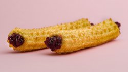 Cream filled berries image