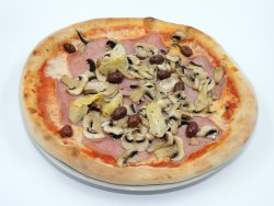 Pizza Capricciosa + sos gratuit image
