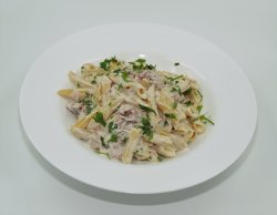 Pasta salsiccia e panna image
