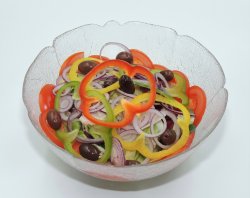 Salată Vegetariană image