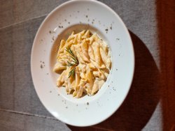Quatro Formaggi image