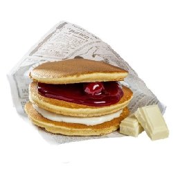 Trio pancakes cu ciocolata albă și dulceață de vișine image