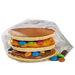 Trio pancakes cu nutella, cremă de portocale și M&M image