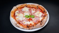 Pizza Prosciutto cotto image