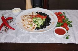 Salată de pui image