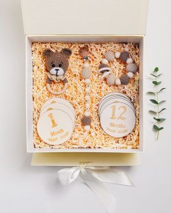 New Baby. Bear Giftbox