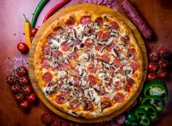 Pizza Funghi Salami 30 cm image
