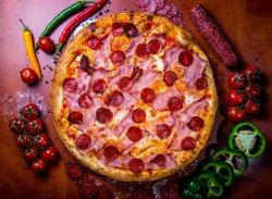 Pizza Salami 30 cm image