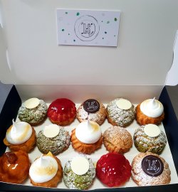 Mini Choux a la Crème- cutie 15 bucati image
