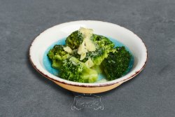 Broccoli sote cu parmezan - 200 gr. image