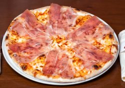 Pizza Prosciutto Crudo - 32 cm image
