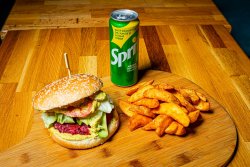Burger vegetarian+cartofi prăjiți+doză suc image