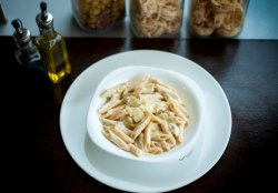 Penne quattro formaggi image