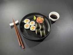 Makisushi Salmon Avocado-8 buc +1 supa image