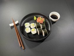Makisushi Shrimp Avocado-8 buc +1 supa image