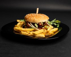 40% reducere: Burger vegan beyond meat + cartofi prăjiți image