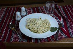 Paste Aglio Olio Peperoncini/ Aglio Olio Peperoncini Pasta image