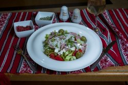 Salată bulgărească/ Bulgarian salad image