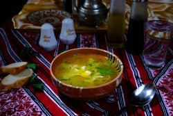 Supă de pui cu tăiței/Chicken soup with noodles image