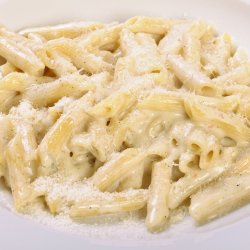 Penne quattro formaggi la cuptor image