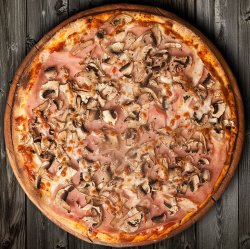 Pizza Prosciutto e Funghi image
