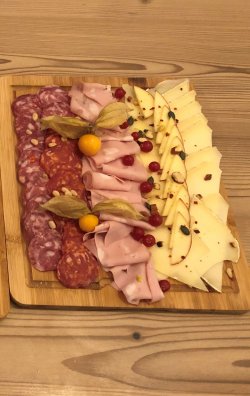 Antipasto August image