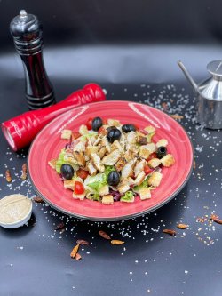Salata cu pui image