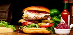 Burger French + Cartofi Prajiti image