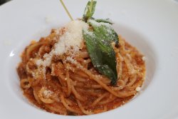 Spaghete Milaneze image