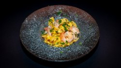 Tagliatele cu creveti (Tagliatelle Aio, Olio si creveti ) image