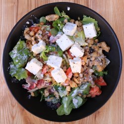 Salată cu pui și brânză feta﻿ / Feta Chicken Salad  image