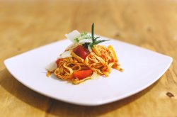 Tagliatele ai pomodori freschi image