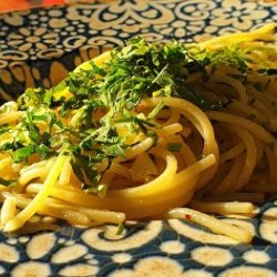 Spaghetti aglio, olio e peperoncino image