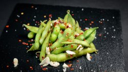 Edamame With Garlic and a Spice Touch image