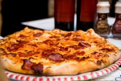 Pizza Salami image
