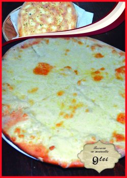 Foccacia cu mozzarella image