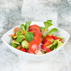 Salată asortată de vară image