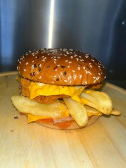Simple Chicken Burger 200g image