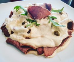 Vitello tonnato image