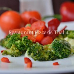 Broccoli cu usturoi și parmezan image