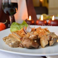 Piept de porc cu varză călită image