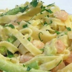 Tagliatelle cu somon si zucchini image
