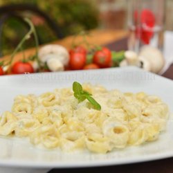 Tortellini Quatro Formaggi image