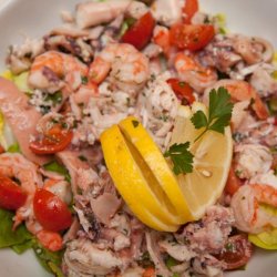 Salată Frutti di mare image