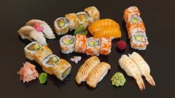 Sushi for 2 (24 buc) image