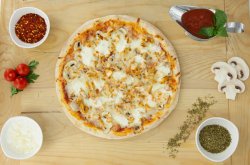 Pizza Delizia image