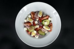 Salată bulgărească image