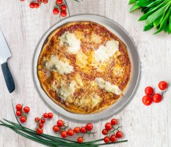 Pizza Quattro Formaggi image