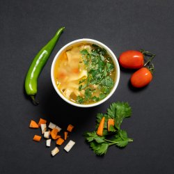 Supă de pui cu tăiței de casă image