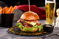 American Cheeseburger image